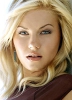 photo Elisha Cuthbert